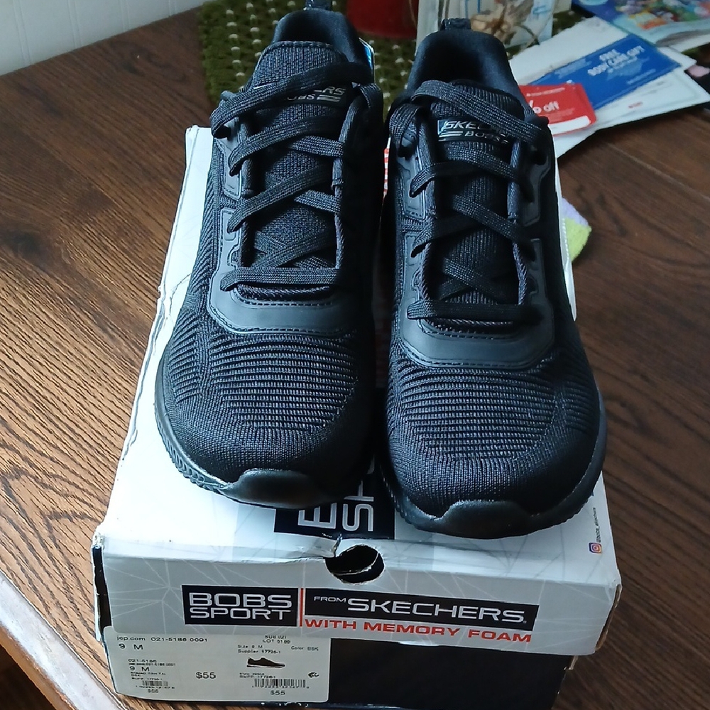 Bobs from Skechers womens sneakers size 9.
